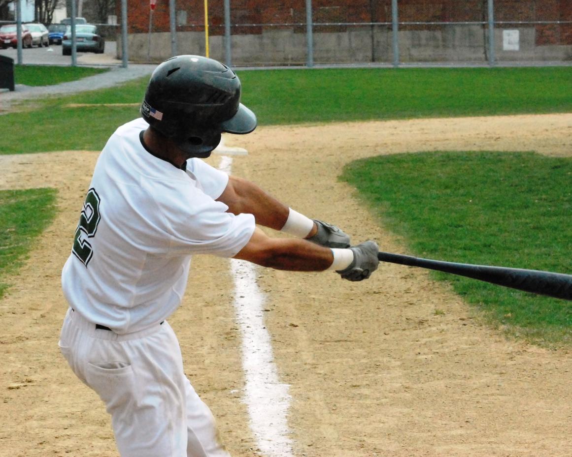 Mountaineers power past Lynx in two, 12-5 and 12-6