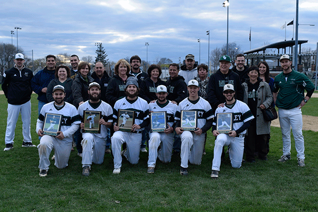 Baseball Walks Off, Sweeps Becker on Senior Night