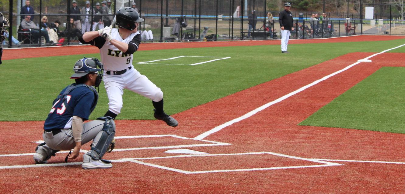 The Lynx pull out the 7-5 victory behind 3 RBIs from both McElroy & Gryniewicz