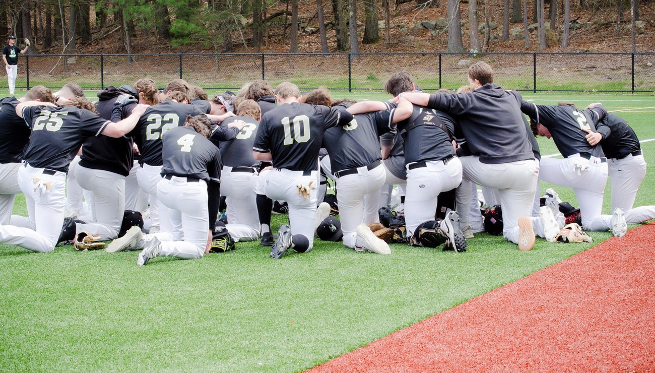 Baseball Clinches NAC Tourney Berth with 8-3 Win vs. VTSU Lyndon
