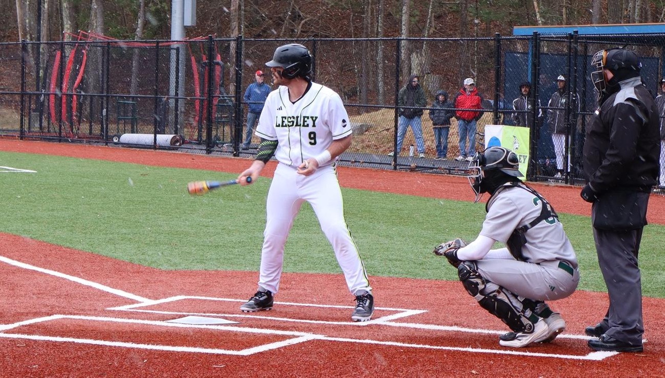 Baseball Stays Hot, Sweeps UMPI in NAC Action 14-2 & 4-3
