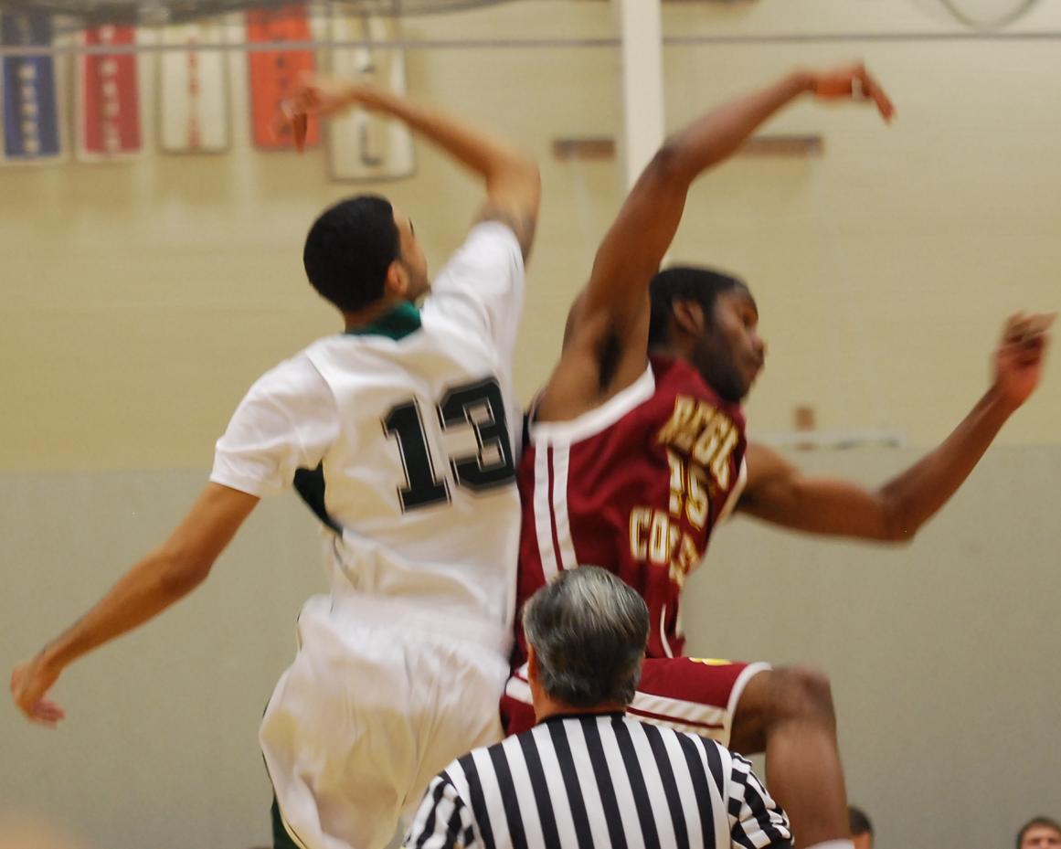 Lynx tip off 2010-11 slate with loss to Pride