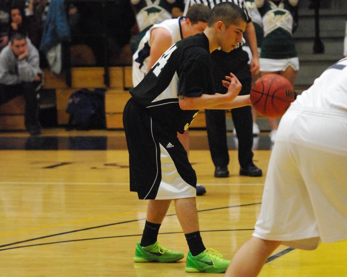 Lynx keep playoff hope afloat; Sanchez sets FT mark