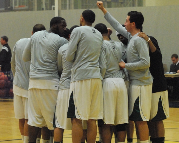 Lynx Fall To No. 9 MIT