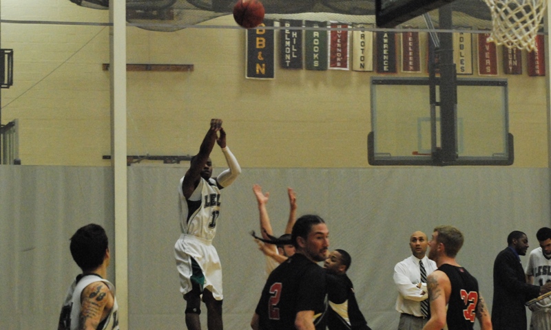 Lynx take to the air to sink Mariners