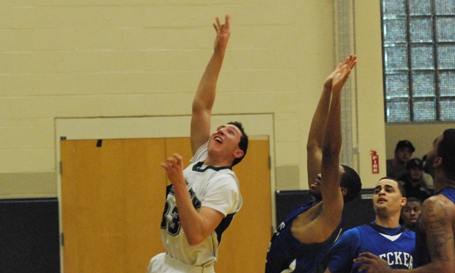 Lynx lose battle of the boards in setback to Becker