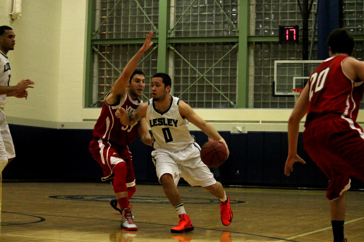 Panthers Claw Past Men's Basketball