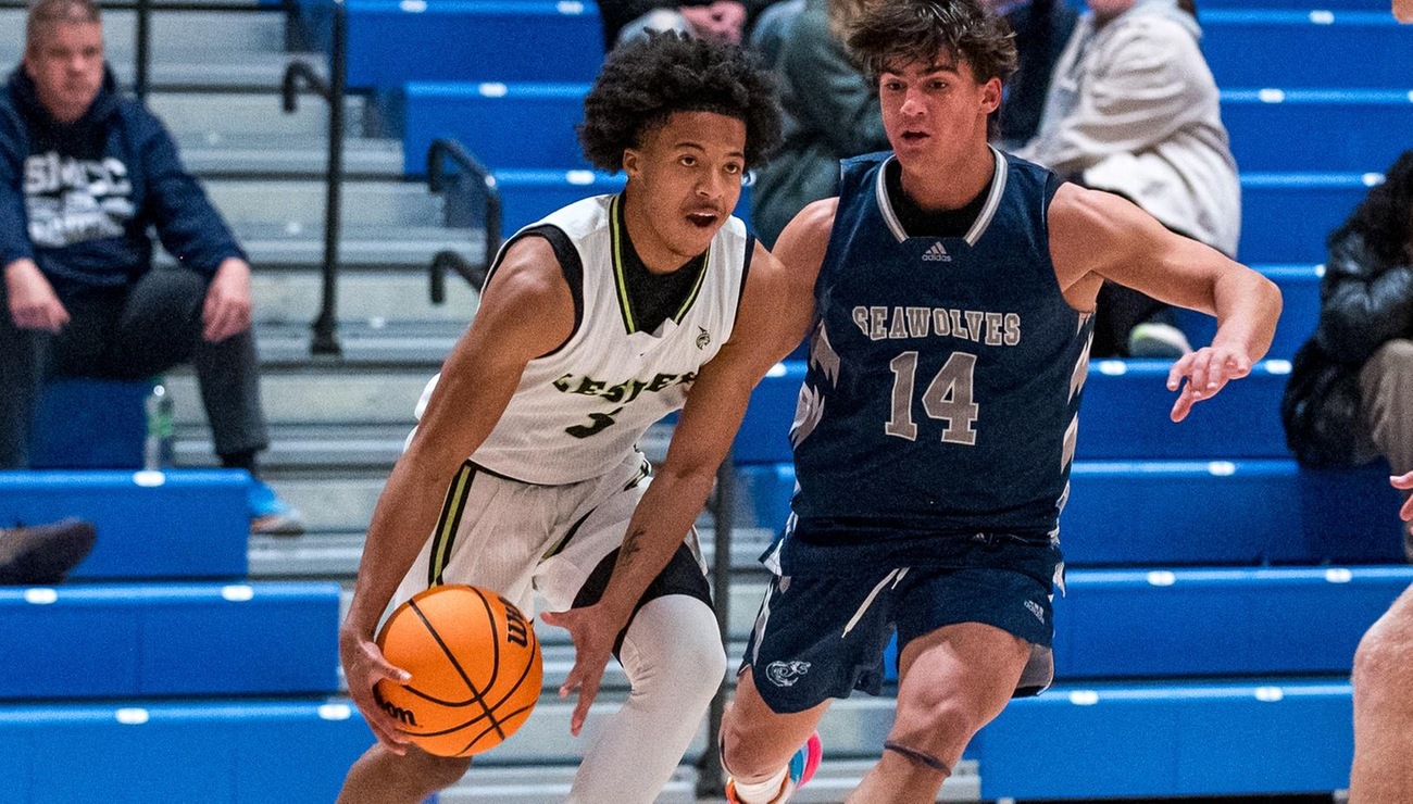 Dean Rallies Late to Down Men's Basketball, 73-65