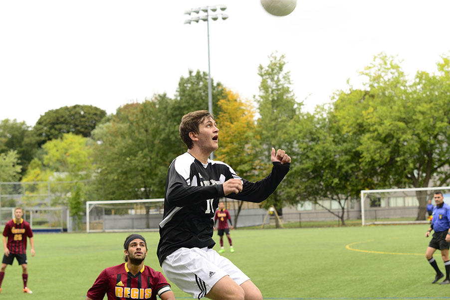 Santos, Richardson Power Offense as Men's Soccer Sails Past Mariners