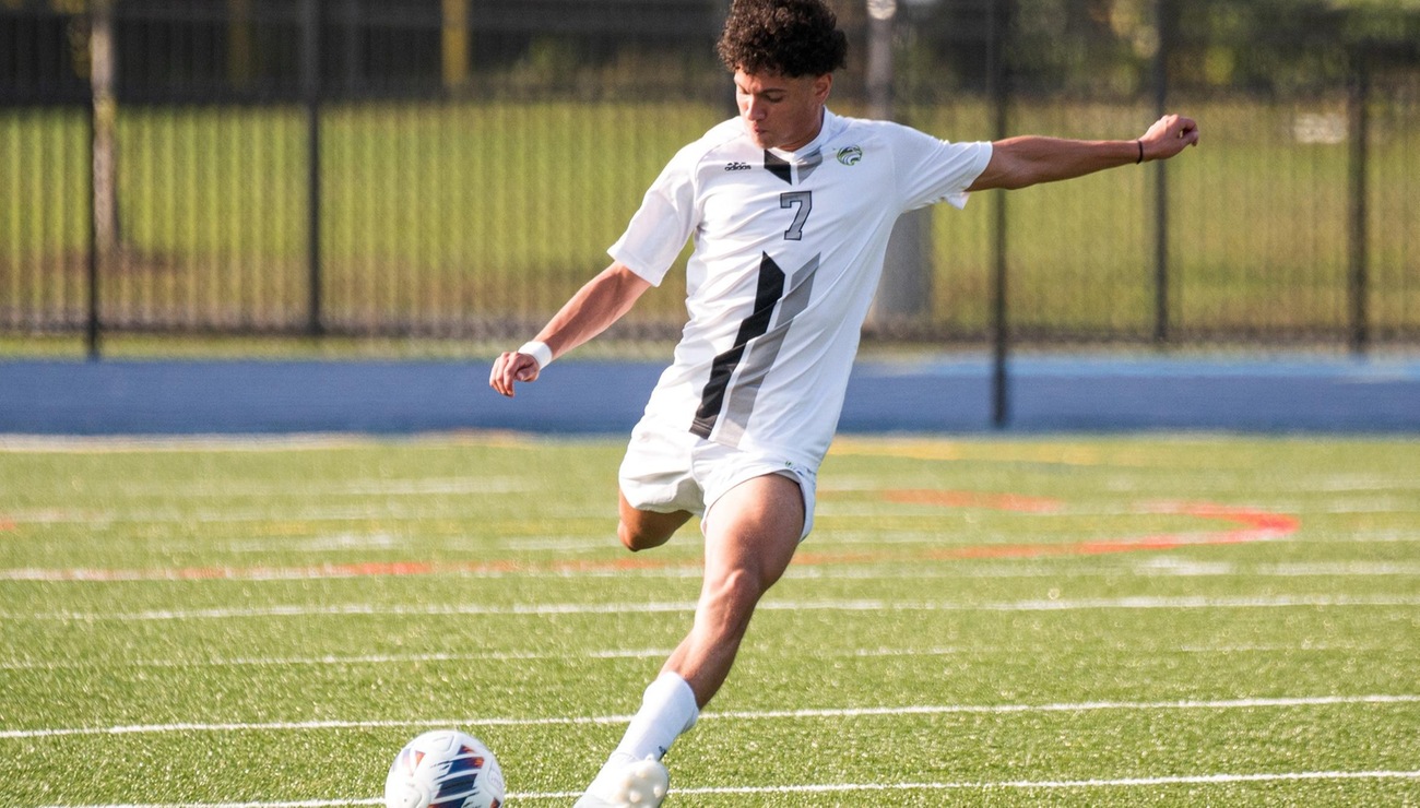 Men's Soccer Falls to Curry, 1-0