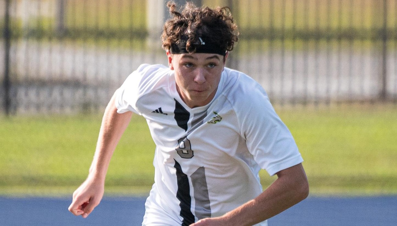 Early Lead Not Enough as Men's Soccer Falls to UMF, 3-1