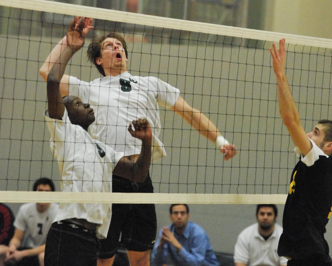 Lynx can't force fourth set in 3-0 loss to Wentworth