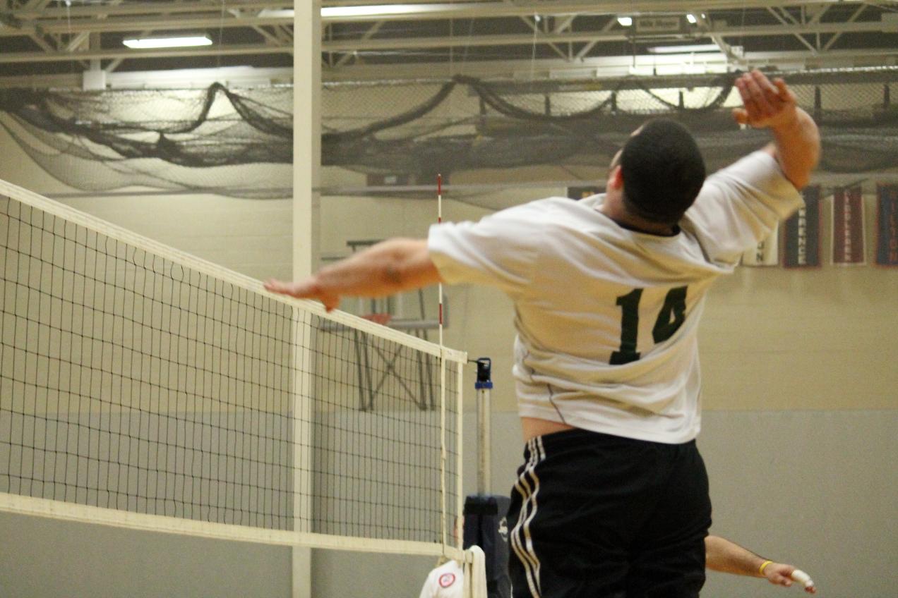 Daniel Webster Cruises Past Men's Volleyball in Season Finale