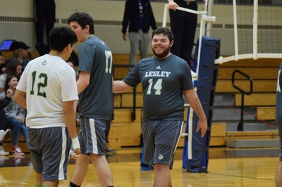 Mustangs Roll by the Lynx in 3 Sets