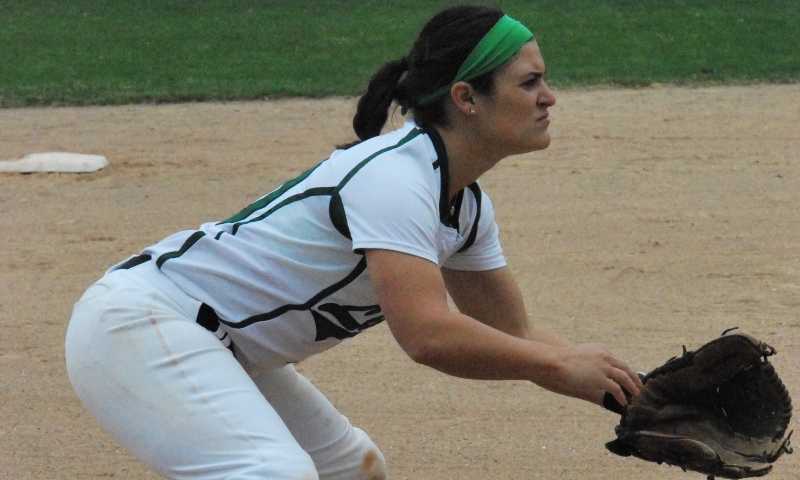 Lynx cap 18-0 NECC season with pair of wins over Bay Path