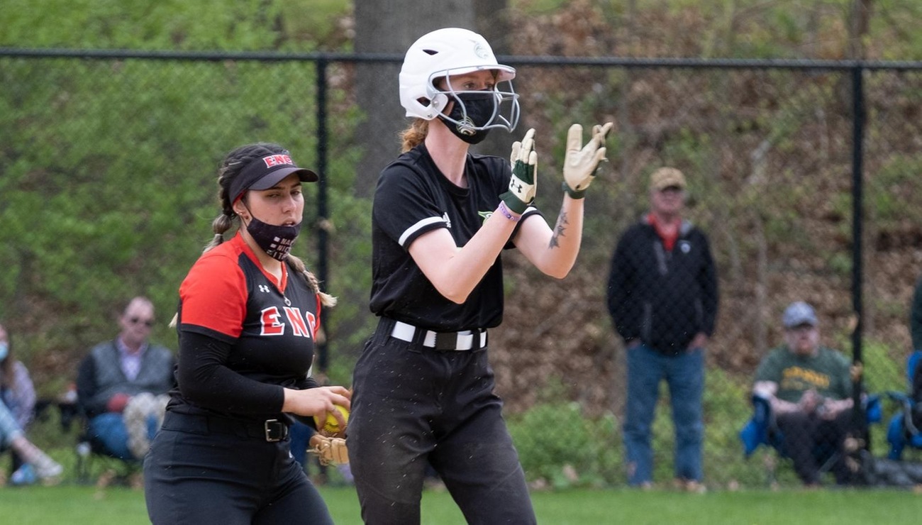 Mitchell Sweeps Lynx in Opening Conference Games