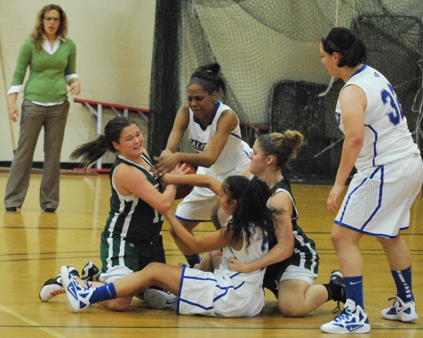 Falcons soar in first round of Pine Manor Tip-Off