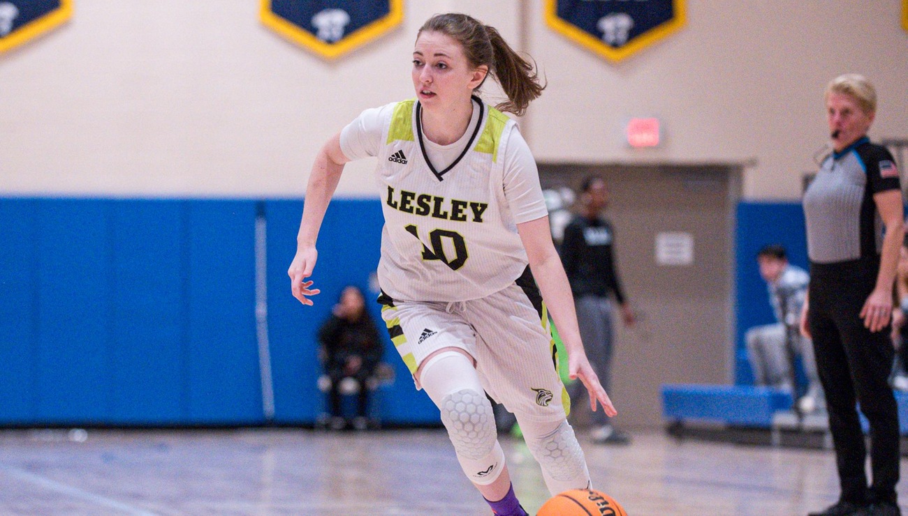 Mount Holyoke Completes Comeback in 45-43 Women's Basketball Final