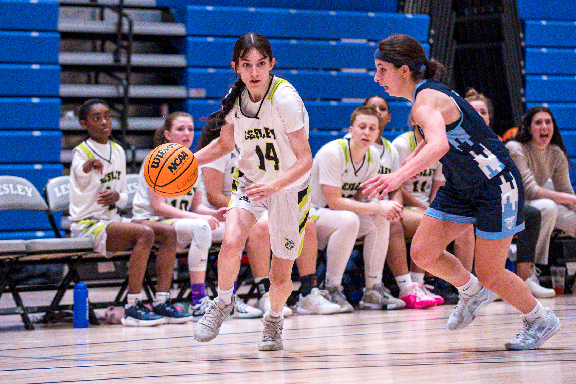 Lesley Soars Past Fisher, 50-36