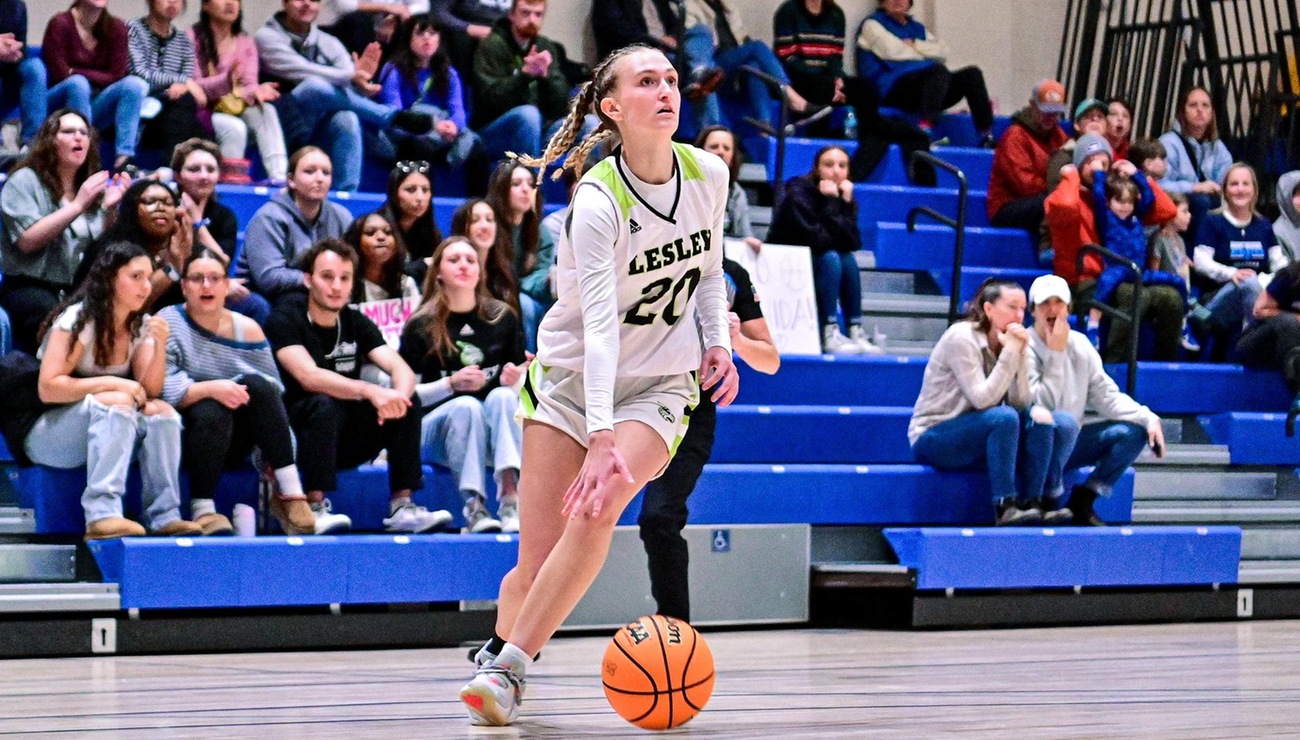 Colby-Sawyer Charges Past Women's Hoops, 81-44