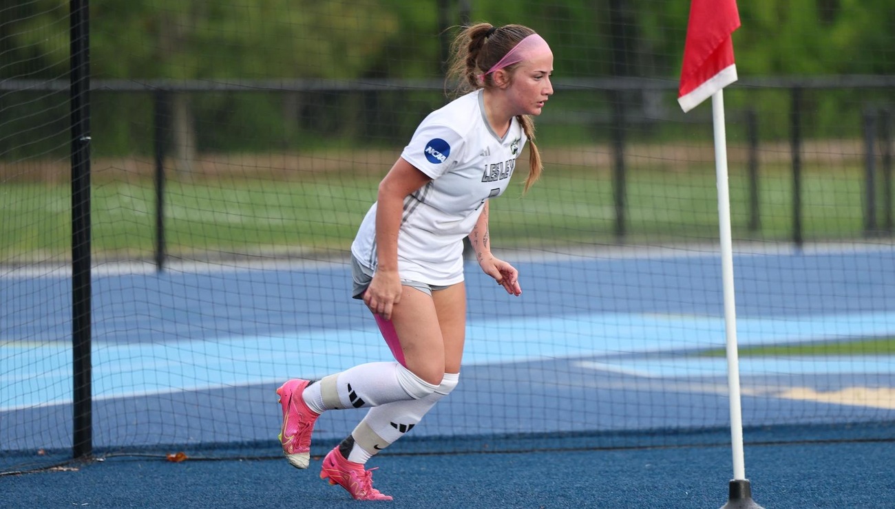 Lynx Cruz Past Thomas on Senior Day, 5-0
