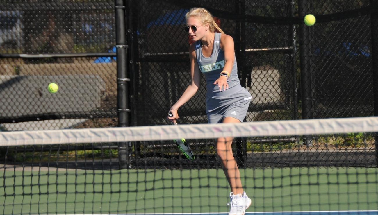 Lynx Pull Out Close 5-4 Victory Over MCLA