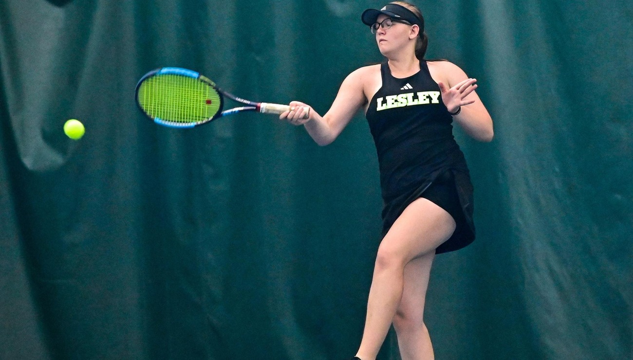 Women's Tennis Drops 5-4 Decision to Salem State