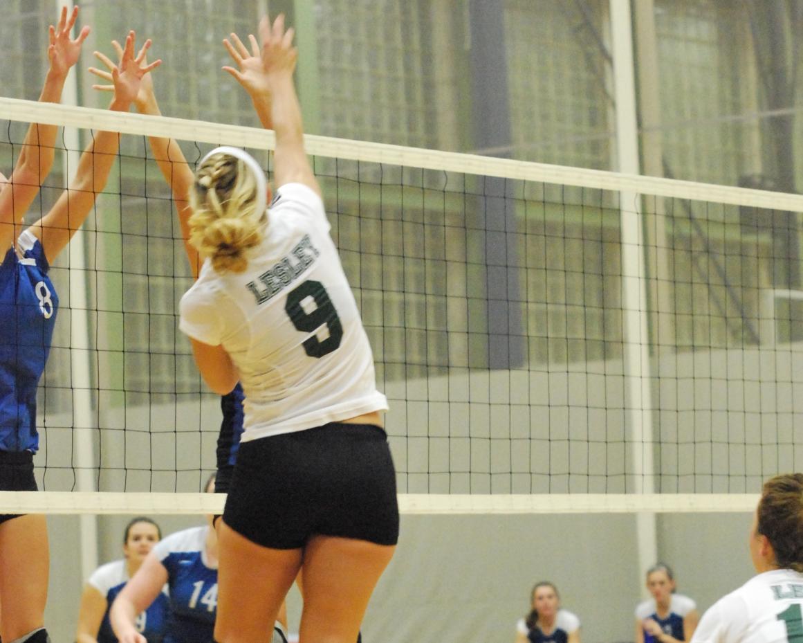 Lynx take league win, split tri-match at Becker