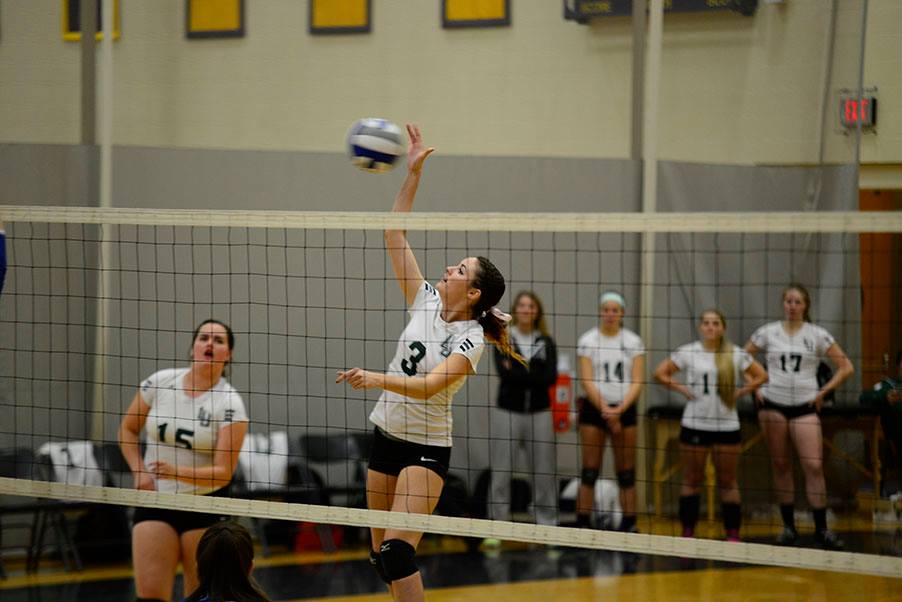 Women's Volleyball's Historic Season Comes to Close in NECC Semi's