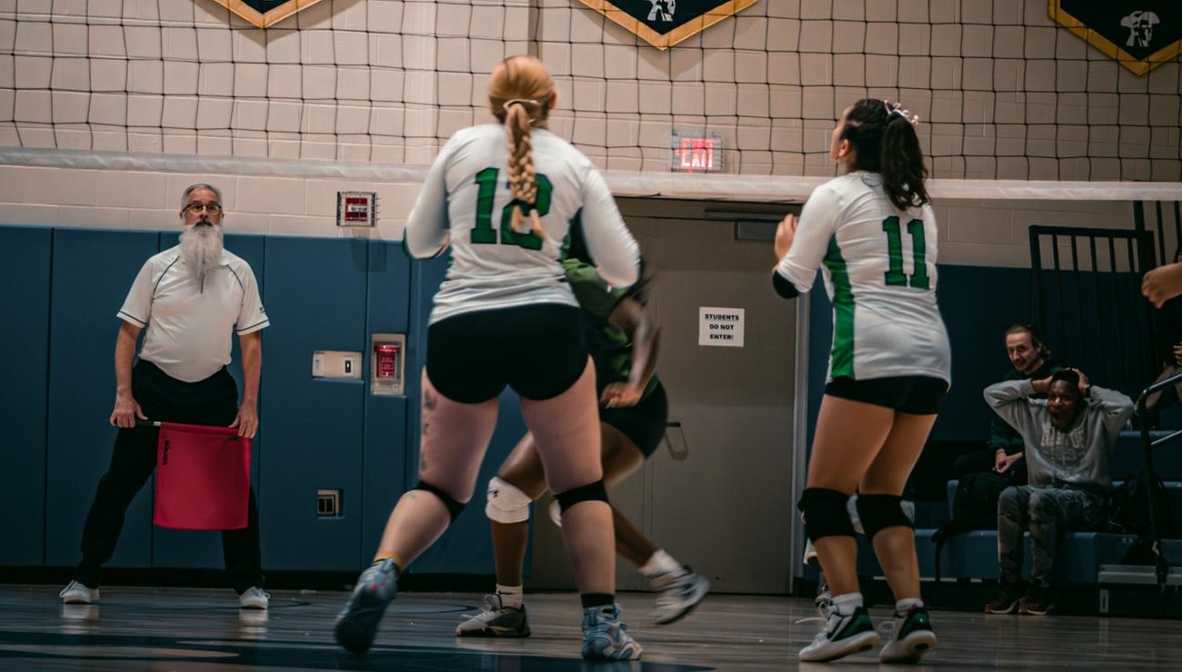 MMA Sinks Women's Volleyball in NAC Action
